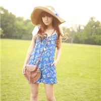 ��Ȼ���ε�����Ů������QQͷ�� 