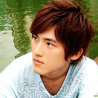 ���ܿ���̫�ٵ�QQͷ�����Ҹ�ӵ������ʵ���ഺ