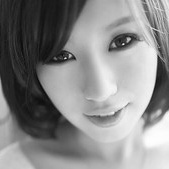 �ܶ�Ŀɰ�Ů����̬�ĺڰ�QQͷ��ͼƬ