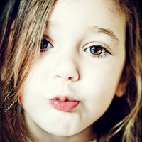 ����ͯ���⾳ϵ��QQͷ�� ͯ��������ڻ����г���