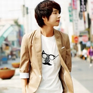 Ũü���۳�ק����QQͷ��_�˸в��Ǵ�����˵�����Ķ����۾�����