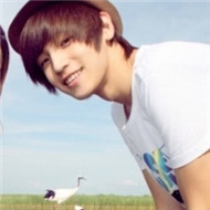 ��Ե�qq����ͷ��һ��һŮ ֻ�������������껪������㡣