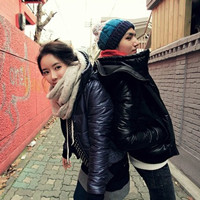 �Ҹ��ķ���������ͷ��һ��һŮ ������������