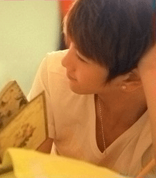 У԰ʱ���qq����ͷ�����ܶ࣬�о���� 