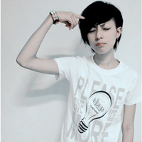 �ഺ����������QQͷ����Ϊ���ڲŻ��ж�ô��