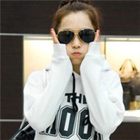 ϲ���������Ψ��QQŮ��ͷ�������ڸı�Ϊ˭������