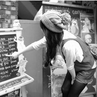 �ÿ��ķ������ڰ�ͷ�� ����Ϥ��İ���ı�Ӱ 