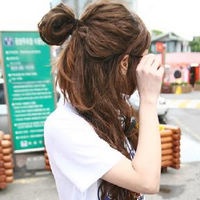 ����ḧ�İ����ȶ�������Ů��ͷ�� 