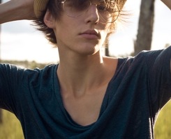 ��˼�㲵ķ���������Ů��ͷ�� 