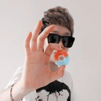 �����QQ�ռ�ͷ����ֻ����Զ�İ���