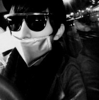 �е㻵�������ڰ�QQͷ��ɵ�ϵĵȴ���������