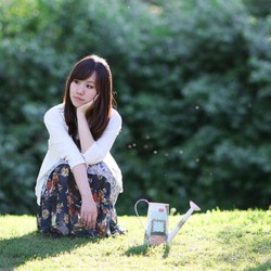 �ഺ������,ϲ�������һĨ�߲ʵ�Ѥ�� 