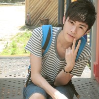 ˲���Ī��QQ������ͷ��΢Ц���Լ�ѡ�����еĺ�