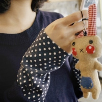 ������ĬĬ���ڴ��Ǳ˰����Ҹ� 