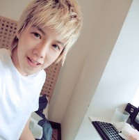 ����Ҳ����������qqͷ���治֪���ڰ���Լ