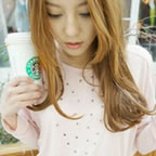 ���Ƕ�����QQ������ͷ��һ����΢Ц