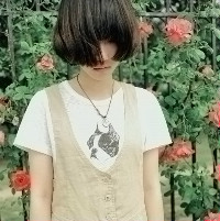 �е������˸�����Ů��QQͷ��