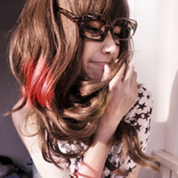 ������ĩ�Ť�����˭�ĺ���QQͷ�� 