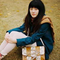 С�˸е�Ů��ͷ�� ʱ�ⲻ����ת