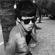 2012�����˸кڰ�ͷ��_���������ʹ���ܴ��ҵ����￴������