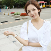 �������ÿ�Ů��ͷ�� ���е��յ���վ����