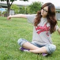 �ޱȿ��ֵ�qq����ͷ��һ��һŮ ���տ���Զ�غ���̫��