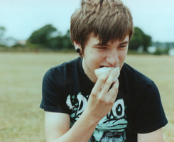 ŷ ��feel. ��&n; QQͷ�� 