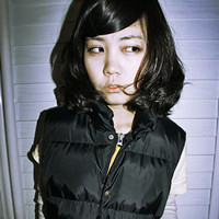 �ڰ�ϵŮ���˸��⾳ - QQͷ�� 