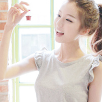 ����Ů������һ���Ŀɰ�QQͷ��Ӯ�����ഺ��������