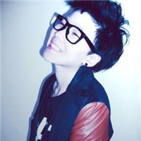 ����������ĸ�������QQͷ�� 