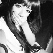 �����˵̫ԶQQŮ���ɰ�ͷ���ݼ��в�̸����