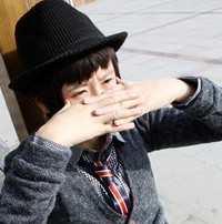 �������ɵ�QQ����ͷ�����������Ƿ�Ӧ��Ҫ�����һ���