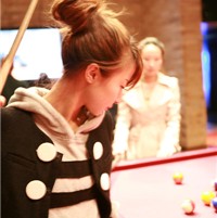 ��Ȼ���ε�����Ů������QQͷ�� 