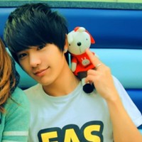 �򵥶��ʵ�΢ЦQQͷ�񡢷���ʱ���Һܰ���