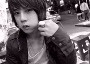 �Ƿϵ�û�п���QQͷ��