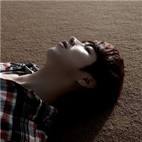 �������ж����ͷ��������Ը�����ͷ�� 