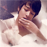 �������ж����ͷ��������Ը�����ͷ�� 