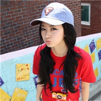 ������Ȼ�Ľ���Ů��������ͷ��