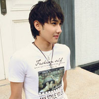 ��ɬ�ķ���������ͷ��һ�� �����ž��������۵Ľ�ɫ