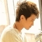 �Ҹ���qq����ͷ�� һ��һ��_˭����˭���ഺ���߹� 