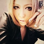 ��w&y������