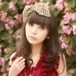 ͯ��������ÿ���Ů��ͷ����ɰ�