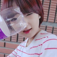 �������ĵĸ���СŮ��������ͷ�� 