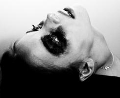 ŷ������ڰ׿ֲ�ͷ��ͼƬ 