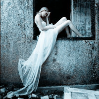 С�˸е�Ů��ͷ�� ʱ�ⲻ����ת