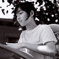 С�˸е�Ů��ͷ�� ʱ�ⲻ����ת