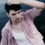 ŷ����˧��QQ����ͷ��_�����Űѵ��ĵ�Ӱ