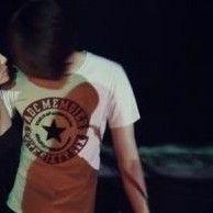 ����΢Цqq����ͷ��һ��һŮ���Ҹ����磬���������Ҹ���