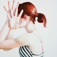 �Ƿ����Ըе�Ů���ռ�ͷ��ͼƬ_����һ���˲�����ǹµ� 