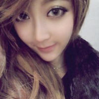 ϲ���崿�ɰ�����һ��QQŮ��ͷ����������